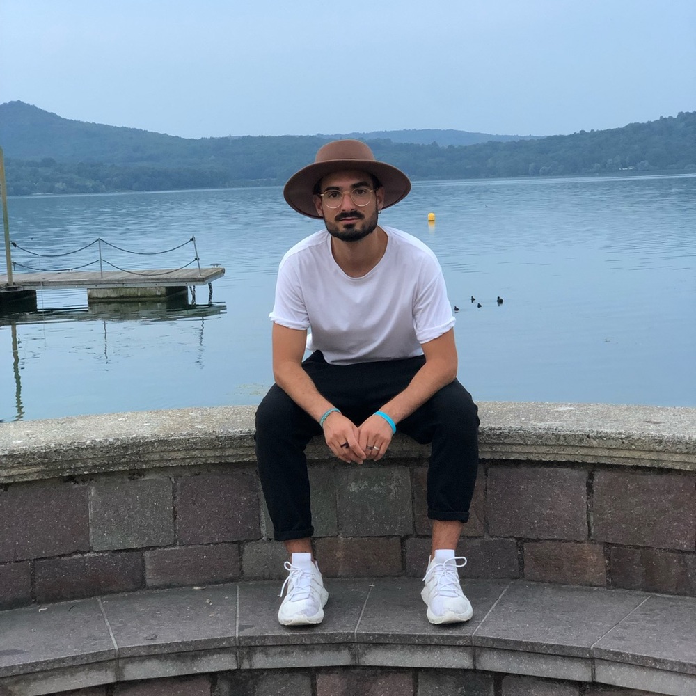 Meet your Posher, Nicolo